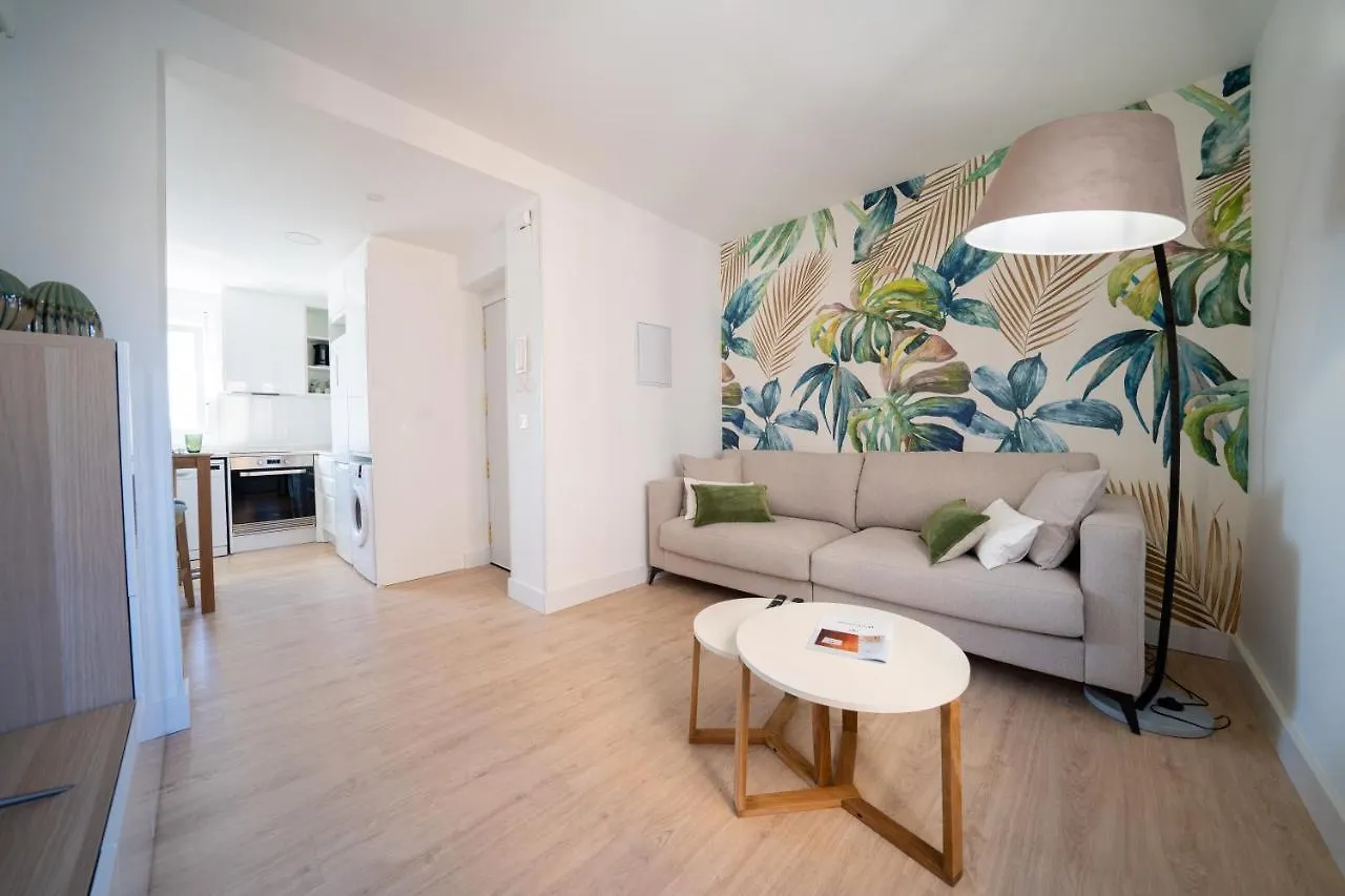 Your Home In Malaga Centro & Parking Free Apartment
